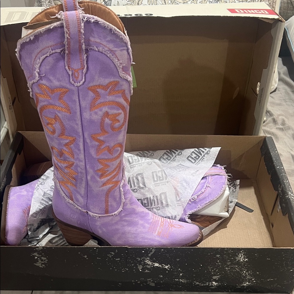 Dingo Lavender and Orange Heeled Boots